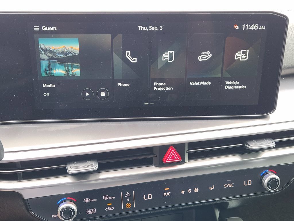 New 2026 Kia Sorento S FWD image 12