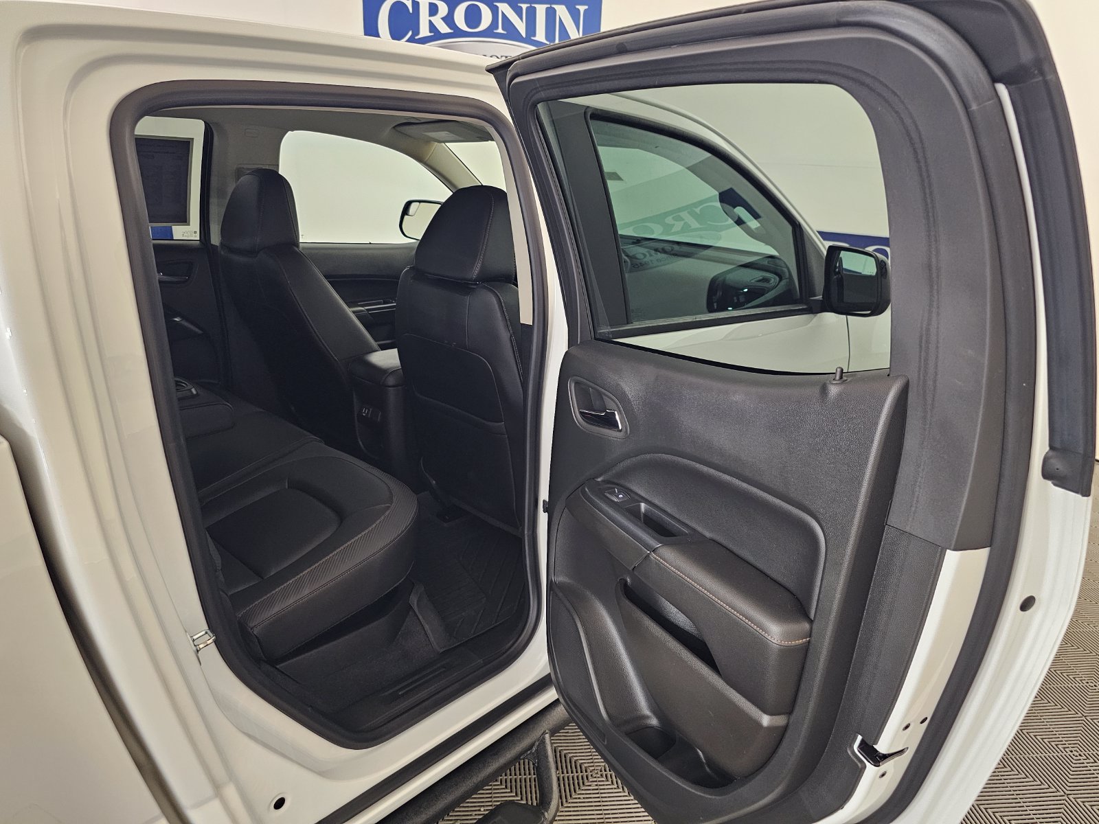 Used 2022 GMC Canyon AT4 w/ Trailering Package AWD/4WD image 25