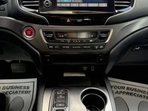 Used 2021 Honda Pilot Special Edition image 35