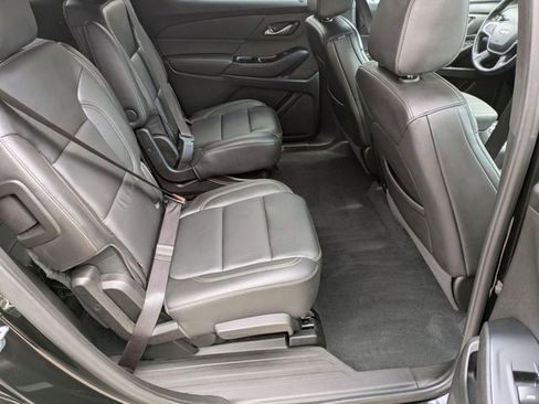 Used 2023 Chevrolet Traverse LT w/ LPO, Floor Liner Package AWD/4WD image 28