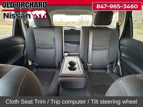 Used 2020 Nissan Rogue SV w/ Premium Package image 11