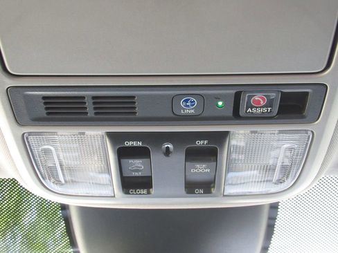 Used 2023 Honda Odyssey Touring image 29