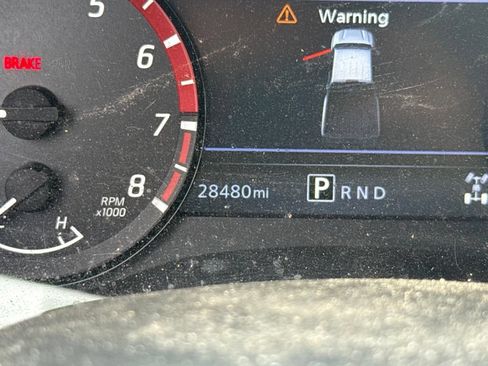 Used 2024 Nissan Frontier PRO-4X w/ Technology Package AWD/4WD image 6
