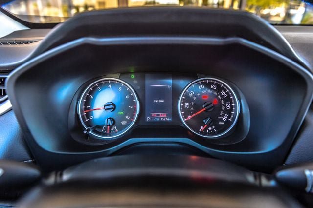 Used 2021 Toyota RAV4 XLE Premium FWD image 18