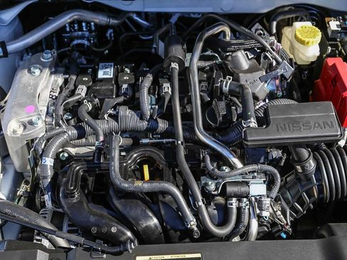 New 2026 Nissan Sentra SR FWD image 9