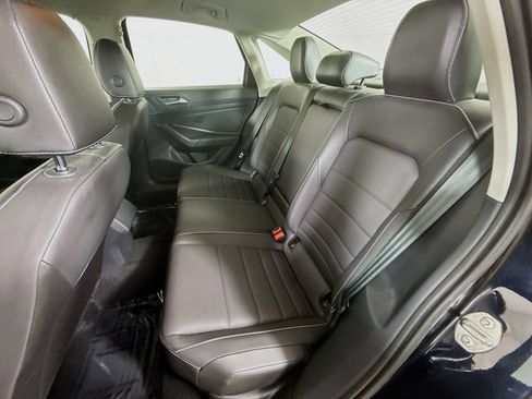 Used 2023 Volkswagen Jetta SE w/ Panoramic Sunroof Package FWD image 20