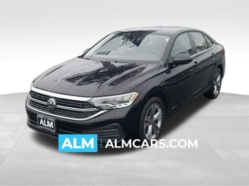 Used 2024 Volkswagen Jetta SE FWD image 1