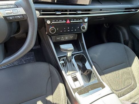 New 2026 Hyundai Tucson SEL FWD image 30