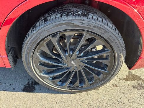 Used 2025 Lincoln Aviator Reserve w/ Equipment Group 201A AWD/4WD image 3