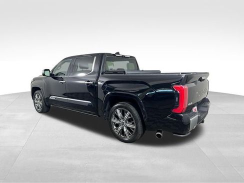 Used 2023 Toyota Tundra Capstone AWD/4WD image 3