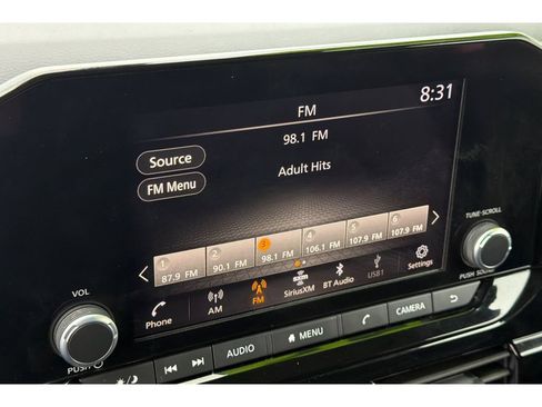 Used 2024 Nissan Pathfinder SV FWD image 22