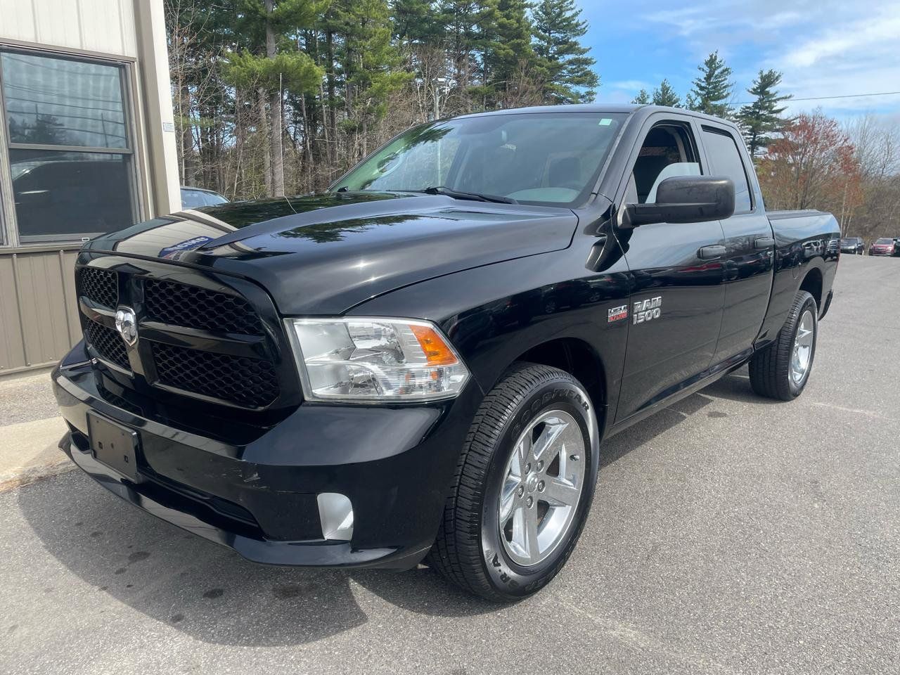 Used 2014 RAM 1500 Express AWD/4WD image 1