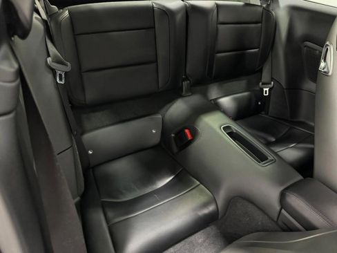 Used 2019 Porsche 911 Carrera T image 11
