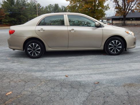 Used 2010 Toyota Corolla image 5