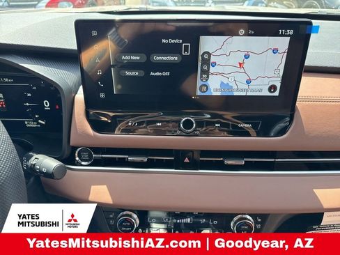 New 2026 Mitsubishi Outlander SEL image 12