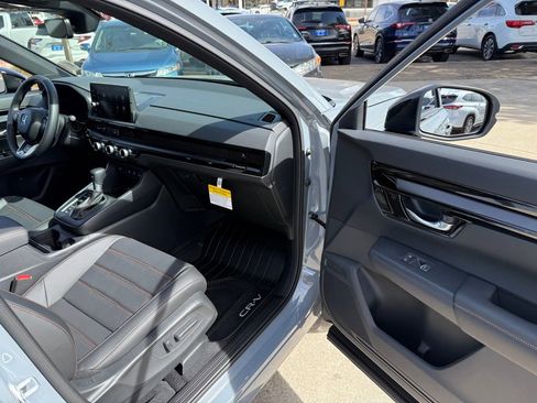 Certified 2026 Honda CR-V Sport Touring image 19