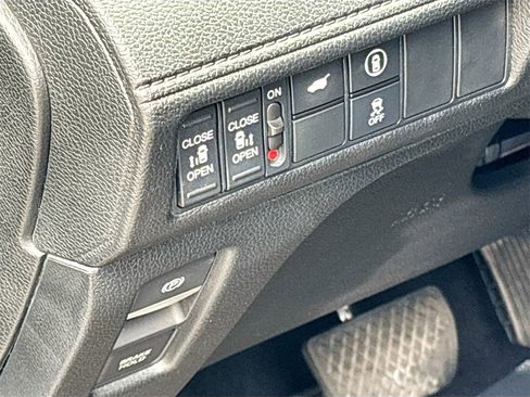 Used 2024 Honda Odyssey EX-L image 10