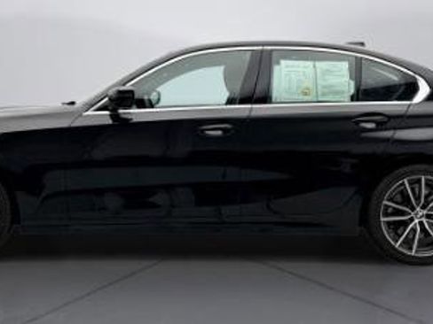 Used 2020 BMW 330i xDrive Sedan w/ Driving Assistance Package image 4