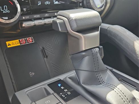 New 2026 Toyota Tacoma Limited AWD/4WD image 26