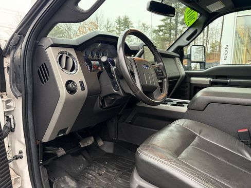 Used 2016 Ford F250 Lariat w/ Lariat Ultimate Package image 25