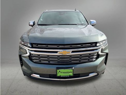 Used 2023 Chevrolet Suburban Premier image 31