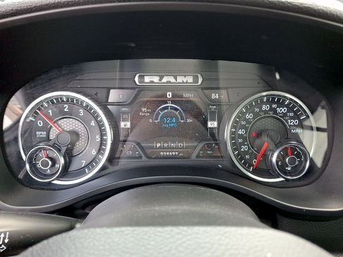Used 2024 RAM 1500 Laramie AWD/4WD image 13