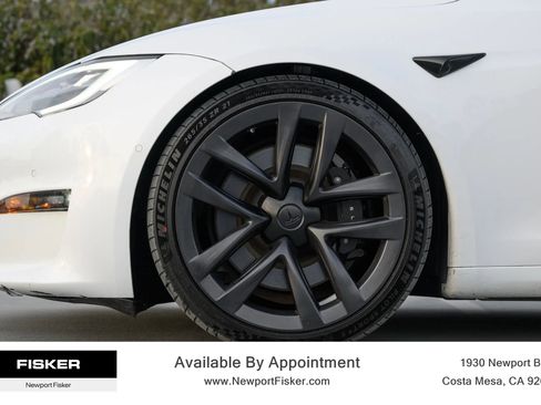 Used 2021 Tesla Model S Plaid image 5