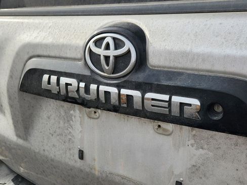 Used 2016 Toyota 4Runner Trail image 7