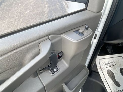Used 2024 Chevrolet Express 2500 w/ Driver Convenience Package image 21