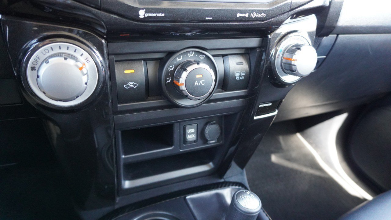 Used 2019 Toyota 4Runner TRD Off-Road Premium AWD/4WD image 20
