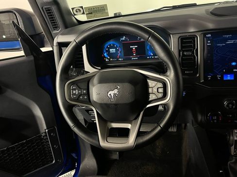 Used 2025 Ford Bronco Big Bend image 15