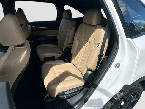 Certified 2025 Kia Sorento SX Prestige w/ Olive Brown Leather Package image 26
