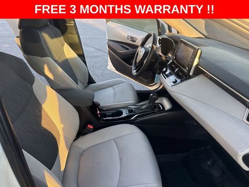 Used 2022 Toyota Corolla LE FWD image 19