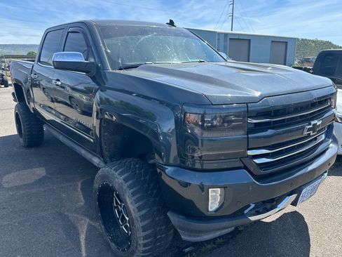 Used 2017 Chevrolet Silverado 1500 LTZ Z71 w/ LTZ Plus Package image 2