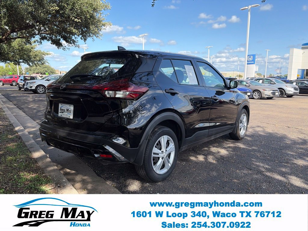 Used 2024 Nissan Kicks S FWD image 8