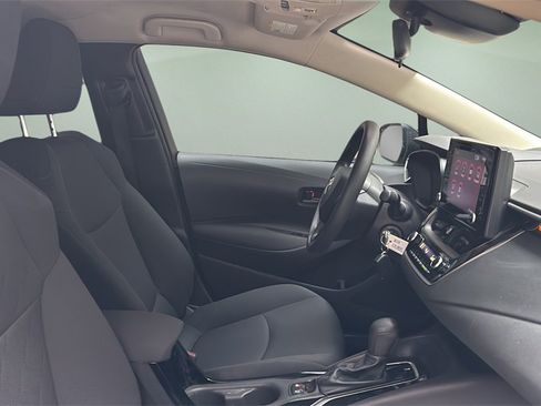 Used 2022 Toyota Corolla LE image 15
