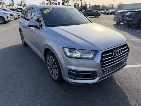 Used 2019 Audi Q7 3.0T Prestige w/ Prestige Package image 1