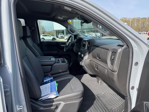 Certified 2025 GMC Sierra 1500 Pro w/ Graphite Edition image 32