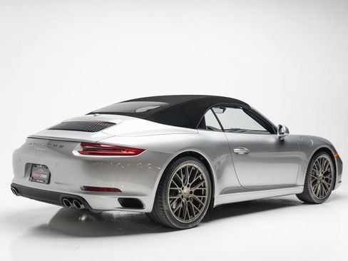 Used 2019 Porsche 911 Carrera image 8