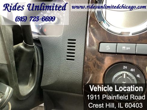 Used 2013 Ford F250 Platinum w/ FX4 Off Road Pkg AWD/4WD image 20
