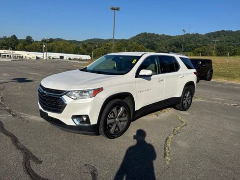 Used 2018 Chevrolet Traverse LT FWD image 4