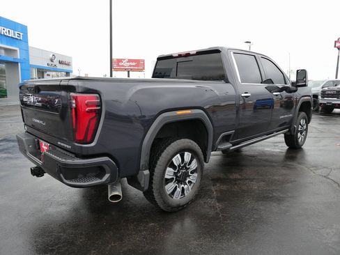 Certified 2025 GMC Sierra 2500 Denali w/ Denali Reserve Package image 6