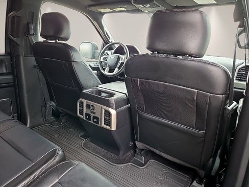 Used 2017 Ford F150 Lariat w/ Equipment Group 502A Luxury AWD/4WD image 12
