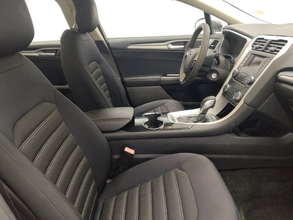 Used 2014 Ford Fusion SE FWD image 21