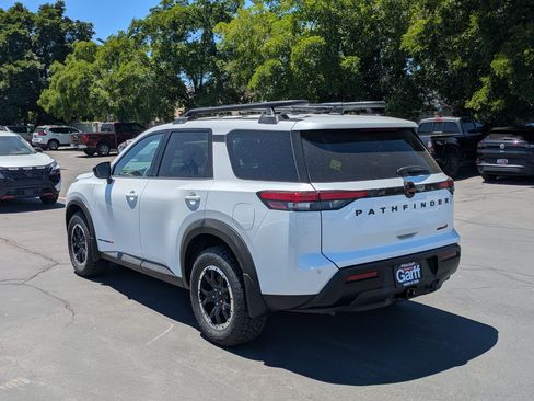 New 2026 Nissan Pathfinder Rock Creek AWD/4WD image 7