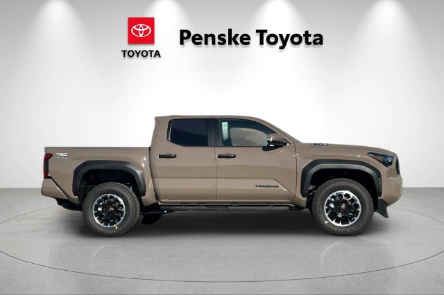 New 2026 Toyota Tacoma TRD Off-Road w/ TRD Off Road Premium Package AWD/4WD image 3
