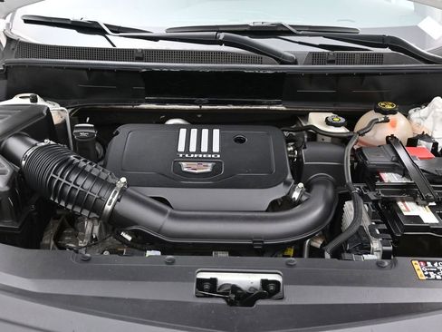 Used 2021 Cadillac XT6 Luxury image 12