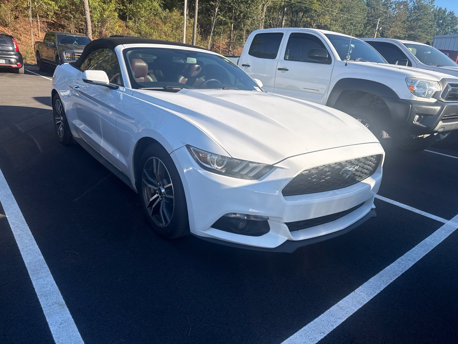Used 2016 Ford Mustang Premium RWD image 1