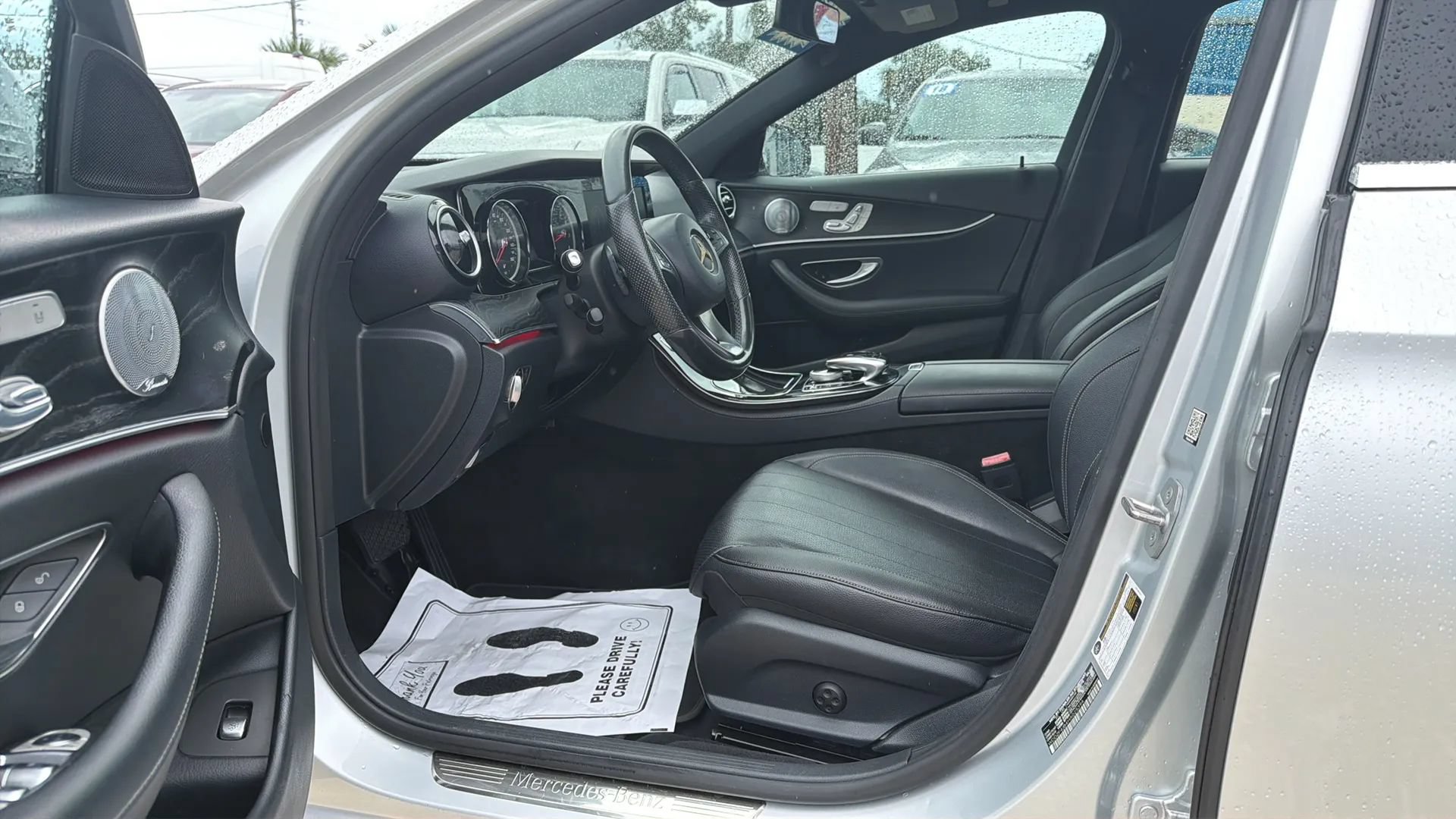 Used 2017 Mercedes-Benz E 300 image 19