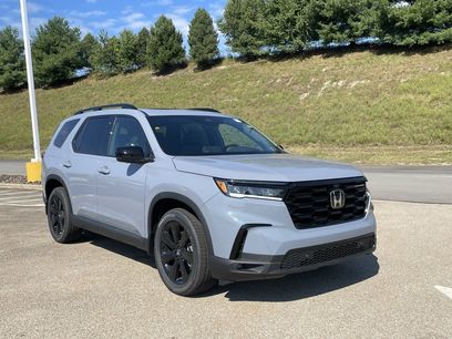 New 2025 Honda Pilot Black Edition